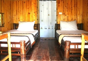 Monkey Island Resort