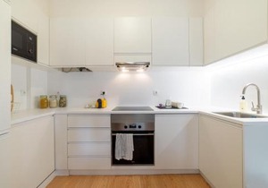 Monsanto Hill House - NO. 565 -1 E