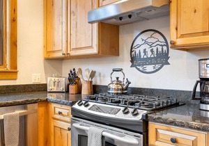 Montana On My Mind Lodge | Big Sky Town Center