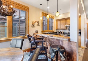 Montana On My Mind Lodge | Big Sky Town Center