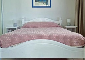 Monterey Lodge Unit 16 27 Warne Terrace Kings Beach