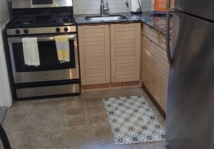 Monthly-Weekly Disc: Large 1BR, Walk to Ave & Beach, Beautiful, Salt Pool
