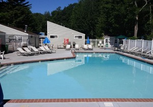 Moody Beach Camping Resort 38 ft. Park Model 8