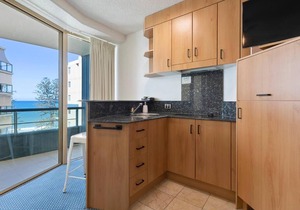 Mooloolaba 8th Floor Unit , Landmark Resort
