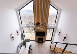 Moon Hyperion Loft 1