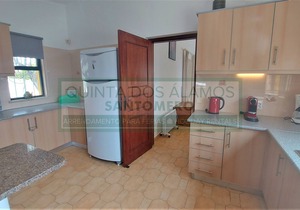 Moradia com piscina privada