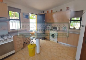 Moradia com piscina privada