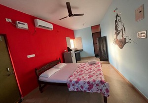 Morjim Guest House