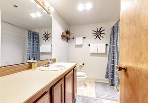 Mountain condo with easy ski access, free WiFi, & views