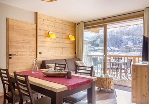 Mountain Stay with Spa