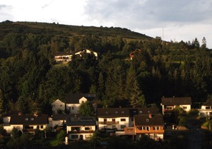 Mountain-view Apartment in Mullenborn | Garden | Terrace | City Centre
