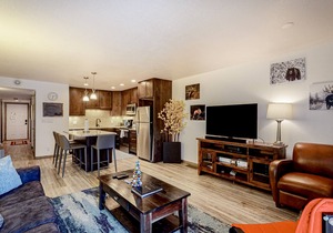 Mountain-View Condo with WiFi and Fireplace - Pool, Hot Tubs, Tennis, and Sauna