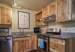 Mt. Joseph Lodge in Downtown Joseph: Unit #3