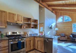 Mt. Joseph Lodge in Downtown Joseph: Unit #7