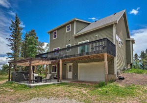 Mtn-View Home on 3 Acres with Arcade and Hot Tub!