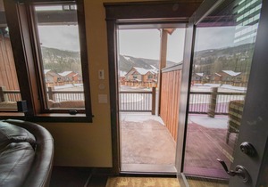 Mtn Views, Private Hot Tub, Walk to Slopes
