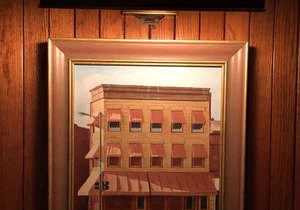 Munger Lofts Boutique 2nd Floor w/Half Kitchen