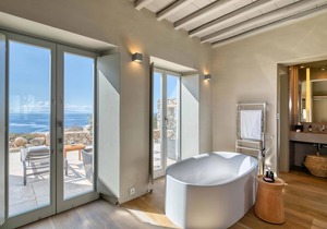 My Rental Homes - Villa Virgil with heated pool, Jacuzzi, basketball court and gym