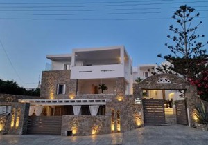 Mykonos Double Luxury Mini Suites-With External Hot spa Adults only