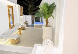 Mykonos Double Luxury Mini Suites-With External Hot spa Adults only