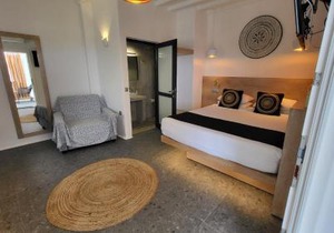 Mykonos Double Luxury Mini Suites-With External Hot spa Adults only