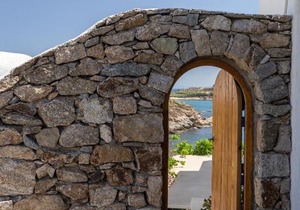 Mykonos Le Grand Bleu Beachfront Suite