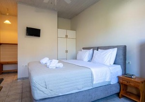 Mythos Suites-Hermes apartment