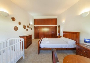 N - Bedroom 4 in the Astonishing Bayview Guesthouse