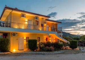 Nafplion Bros Garden Home in Olive Grove Resort