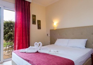 Nafplion Bros Garden Home in Olive Grove Resort