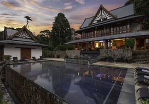 Nakawanna Villa sea view luxury private swimming pool, full-time staff