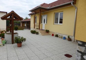 Napfény Apartman és Vendégház