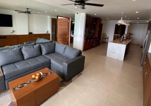 Nayri Ocean 306
