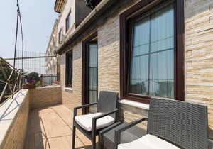 Naz Wooden House Inn