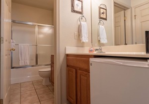 Near Silver Dollar City- 3 Bedroom, 3 Bath Golf Condo at Stonebridge Resort!
