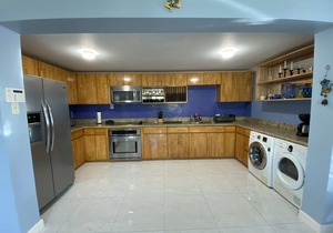 Negril Jamaica Beachfront house in Little Bay County Club , Pool , Free wifi A/C