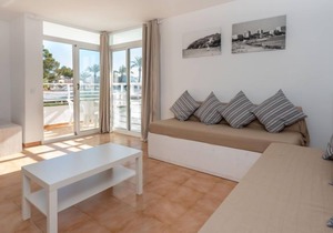 Neighbours Beach by Interhome
