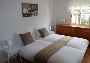 Nerja center - sea view - beach at 75 m - 2 bedrooms - 1 bathroom - Wifi
