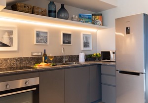 Nesos suite I