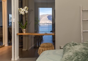 Nesos suites