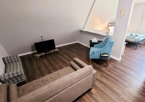 Nestled In The Country Apt 1