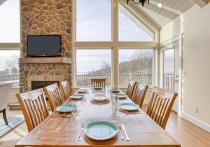 Netarts Coastal Retreat - Meredith Lodging