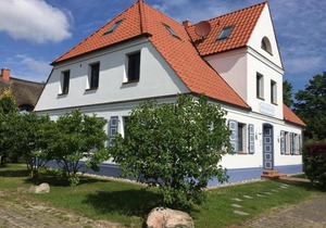 Neue Reihe 43 Villa Regulus OG