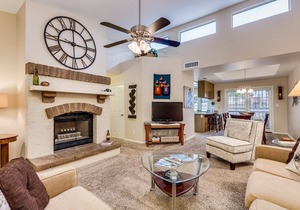 New! Alta Mesa quiet, relaxing single level home with heated pool view