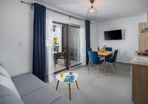 New and modern stylish one bedroom apartment in one of the best locations in Porec, close to the beach