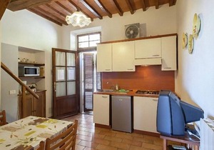 (NEW) Apartment (B) with swimming pool, jacuzzi and tennis court in Tuscany