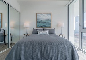 New Condo in Downtown Toronto with CN Tower View