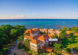 NEW Discounted rates through March-Private Rooftop Pool in beachfront community