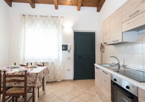New Holiday House in Bastia Umbra with independent apartments and parking space