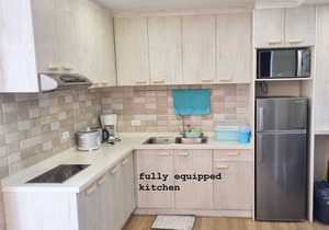 New huge Lux. 2 BR Condo 100 SQM - 2 Pools, Gym, woow seaviews, Beach 8-9Pax